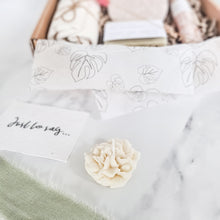 Load image into Gallery viewer, Flower Candle Peony 
